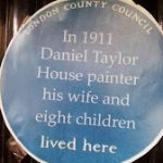 manuel_plaque